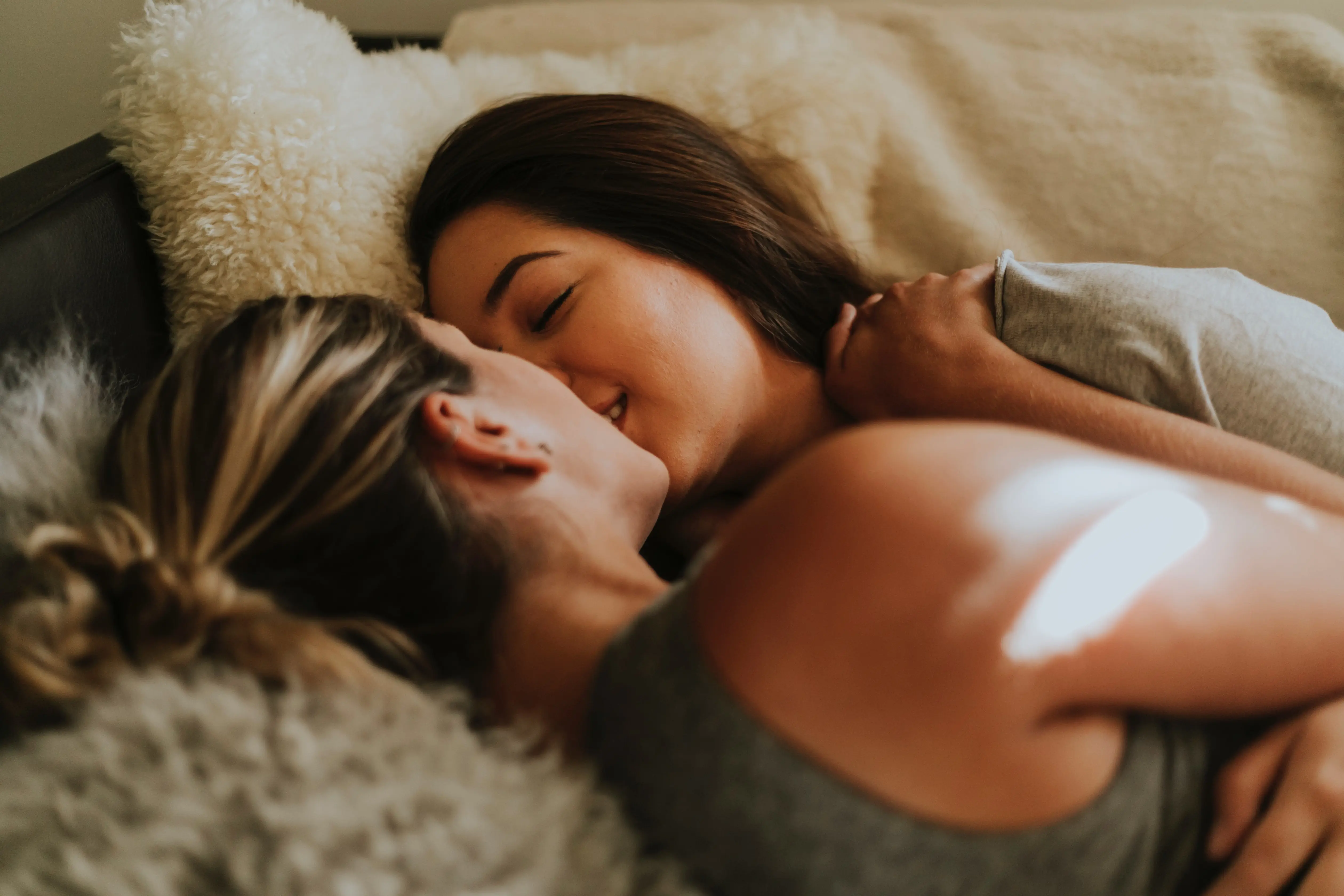 Desmentir el mito de la "muerte de las lesbianas en la cama": por qué este viejo y cansado concepto necesita finalmente desaparecer