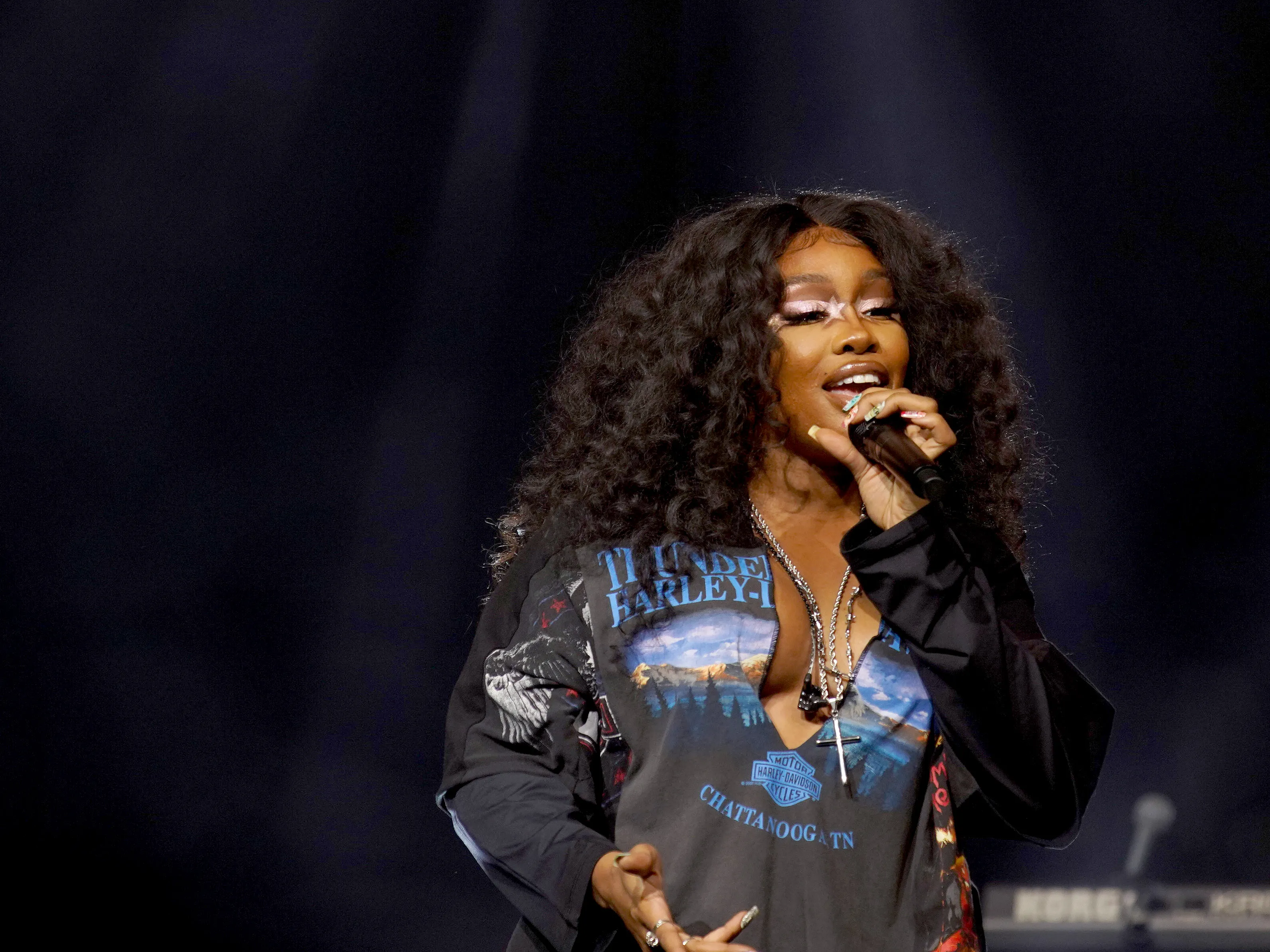 SZA anuncia que se tomará un descanso de la gira para 'ordenar su vida'