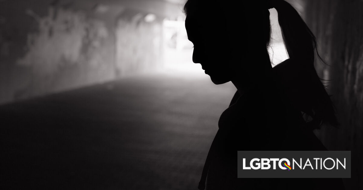 Fui aplastado por el odio a mí mismo después de salir del armario.  Luego, una llamada telefónica lo cambió todo.