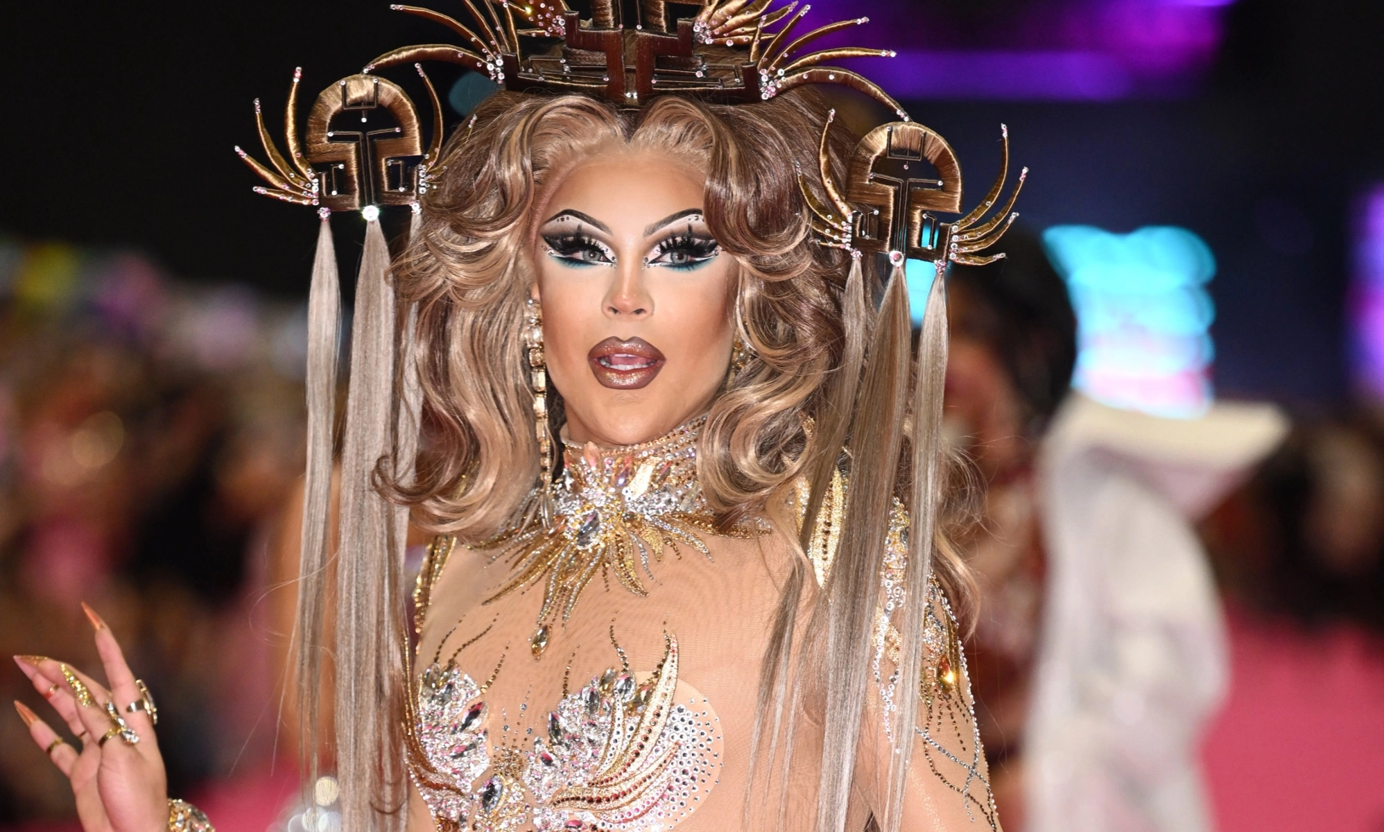 Drag race Holland winner Envy Peru was assaulted in Amsterdam.