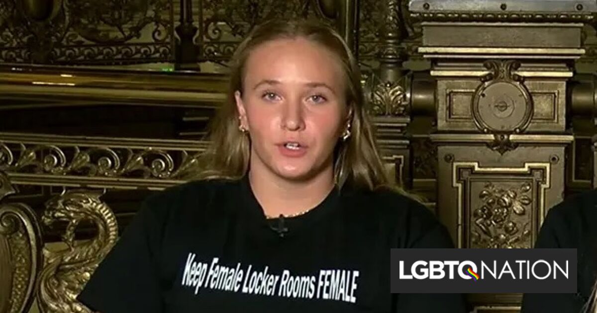 300 protestan contra la YMCA después de que un adolescente mintiera sobre una mujer trans desnuda en el vestuario