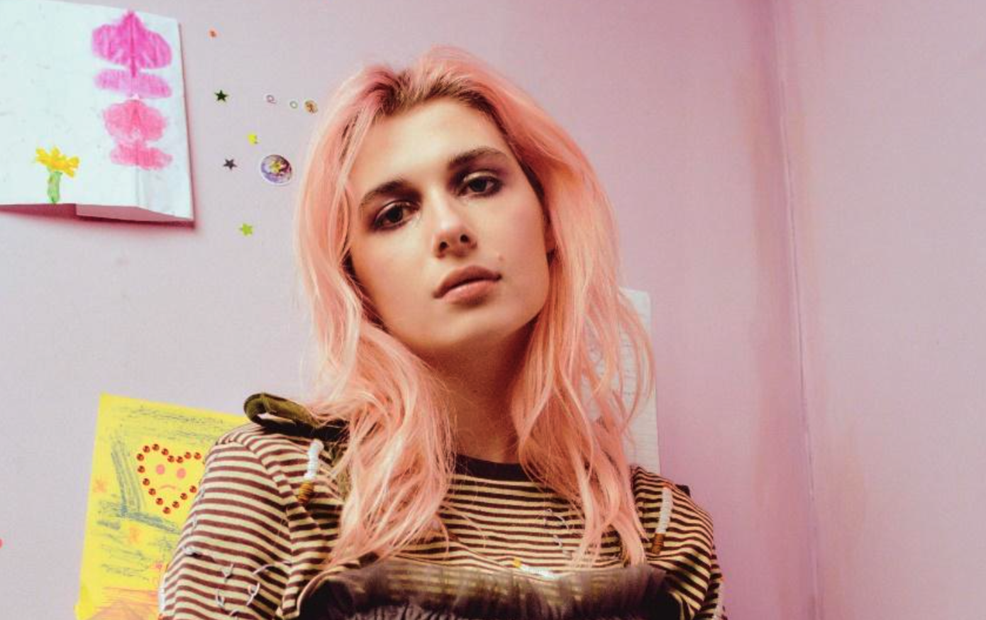 Baby Queen lanza el sencillo existencial We Can Be Anything