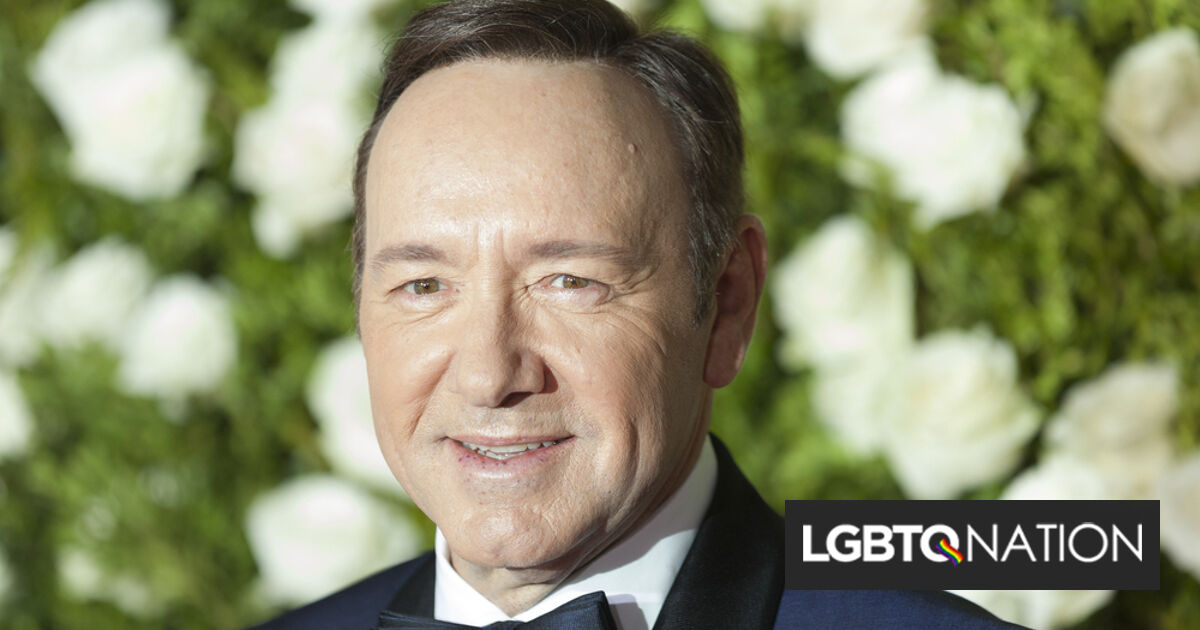 El acusador dice que Kevin Spacey solo se declaró gay para "disfrazar" su conducta sexual inapropiada en el pasado