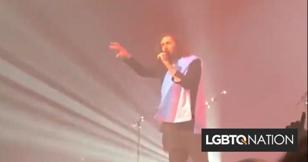 El cantautor Hozier dice que respetar a las personas trans se trata de "decencia humana"