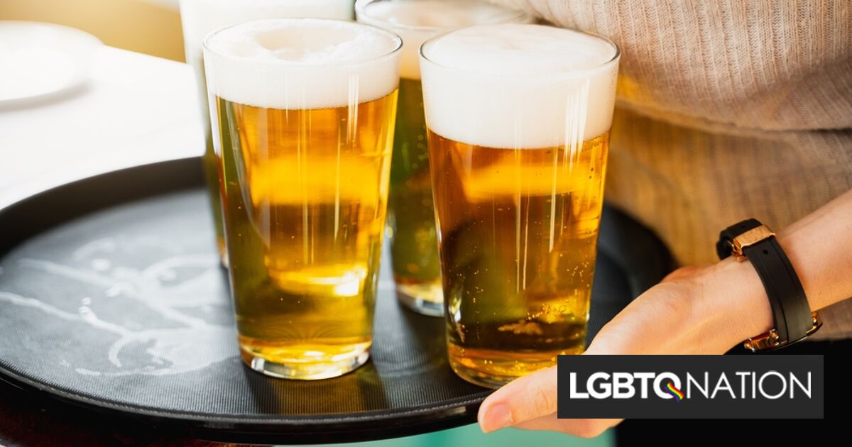 Los republicanos de Wisconsin ahora quieren permitir que los niños sirvan alcohol en los restaurantes