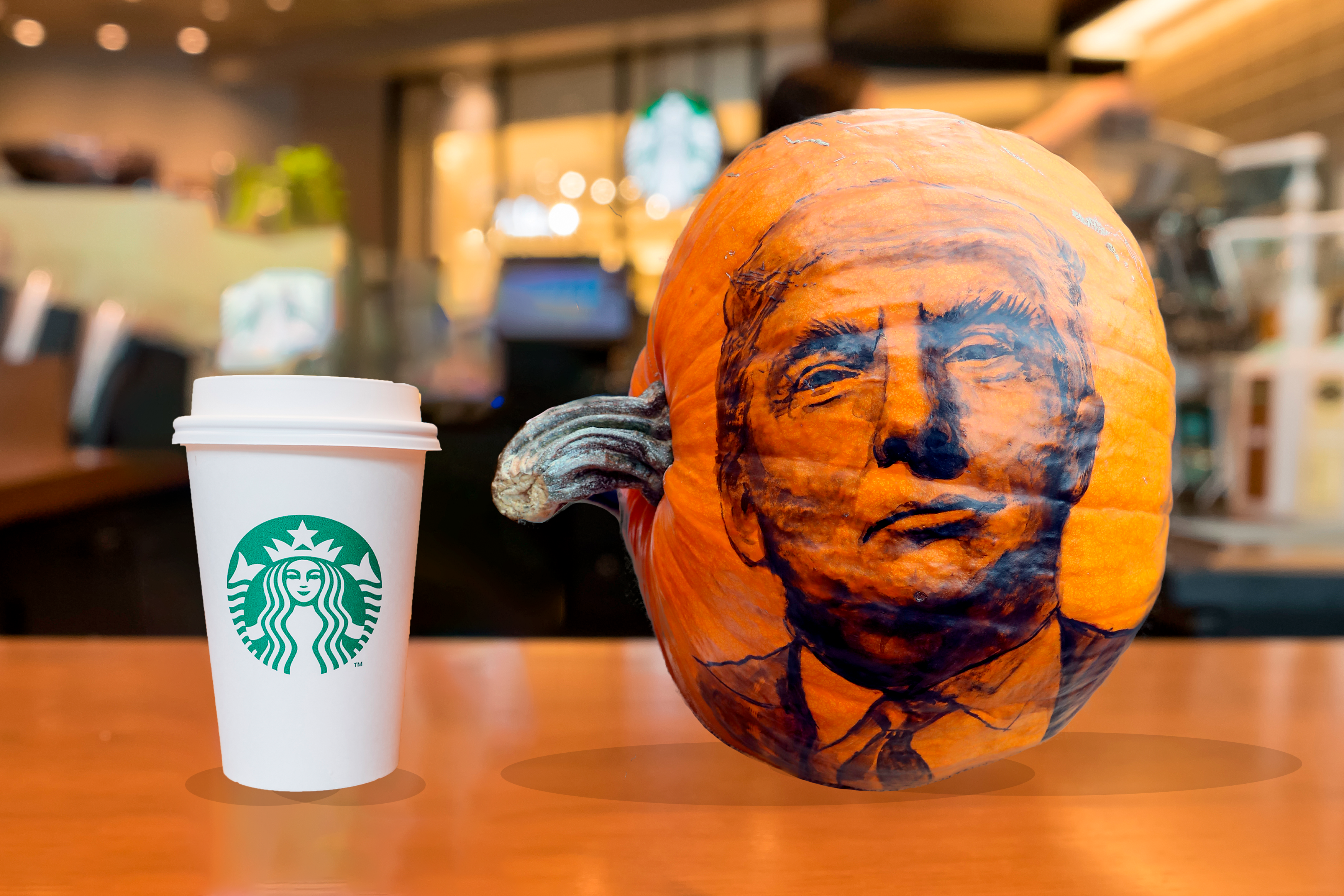 Es el Día de las Especias de Calabaza. Donald Trump está siendo arrestado y los cafés con leche están de vuelta en Starbucks.