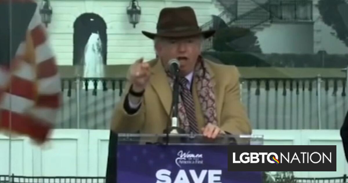 La acusación revela al abogado anti-LGBTQ+ John Eastman como co-conspirador de Trump