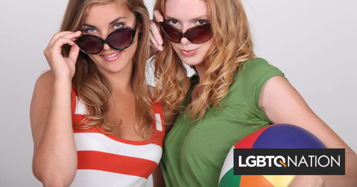 Seis hermanas de una hermandad de mujeres demandaron para intentar expulsar a un estudiante trans.  Fueron educados en un tribunal federal.