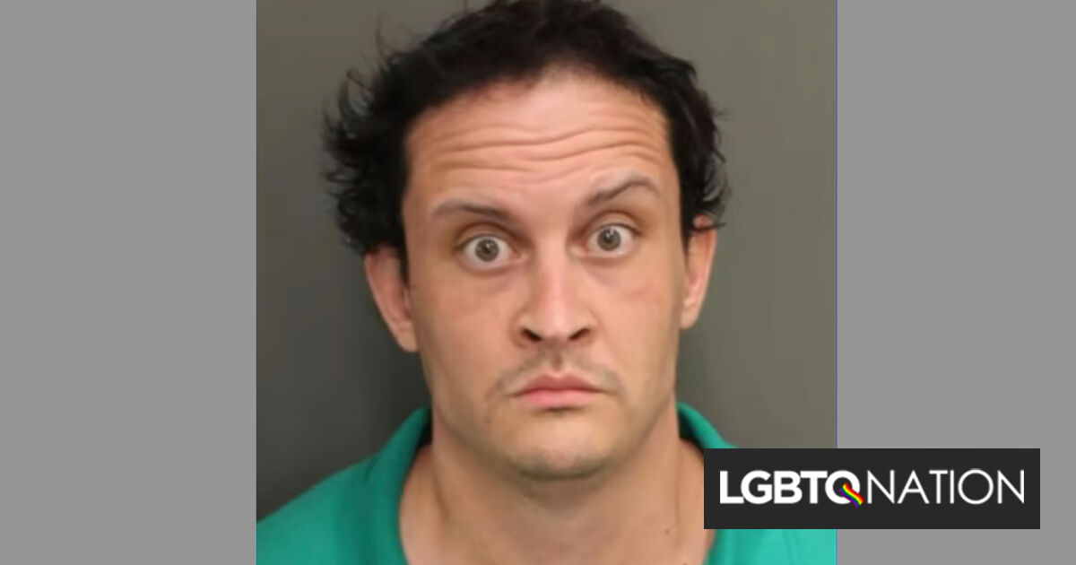 Hombre de Florida arrestado en relación con vandalismo de odio nazi en centros LGBTQ+