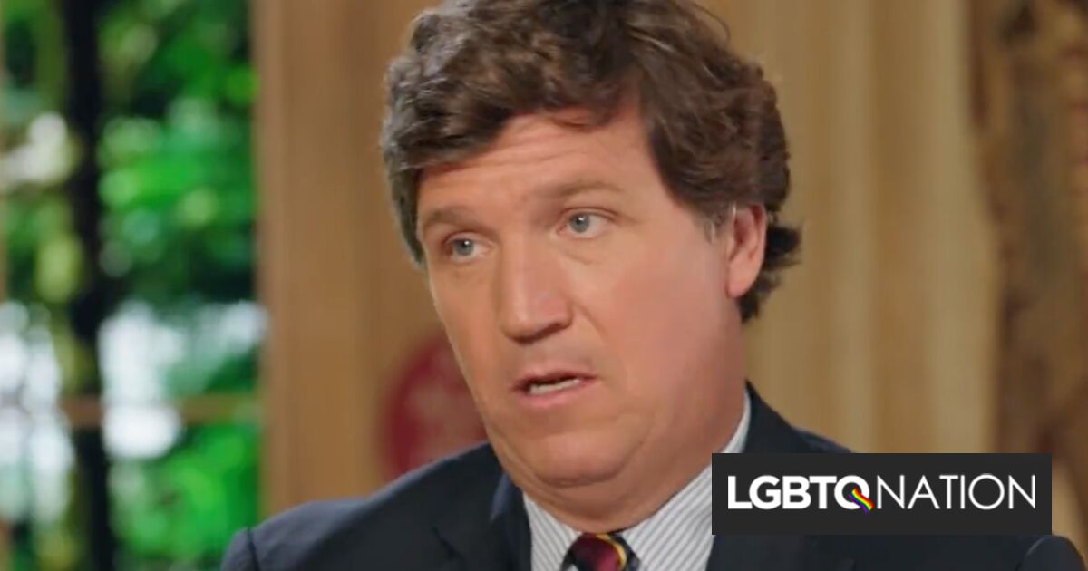 Tucker Carlson reducido a pedalear las afirmaciones de sexo gay de Obama del estafador en las redes sociales