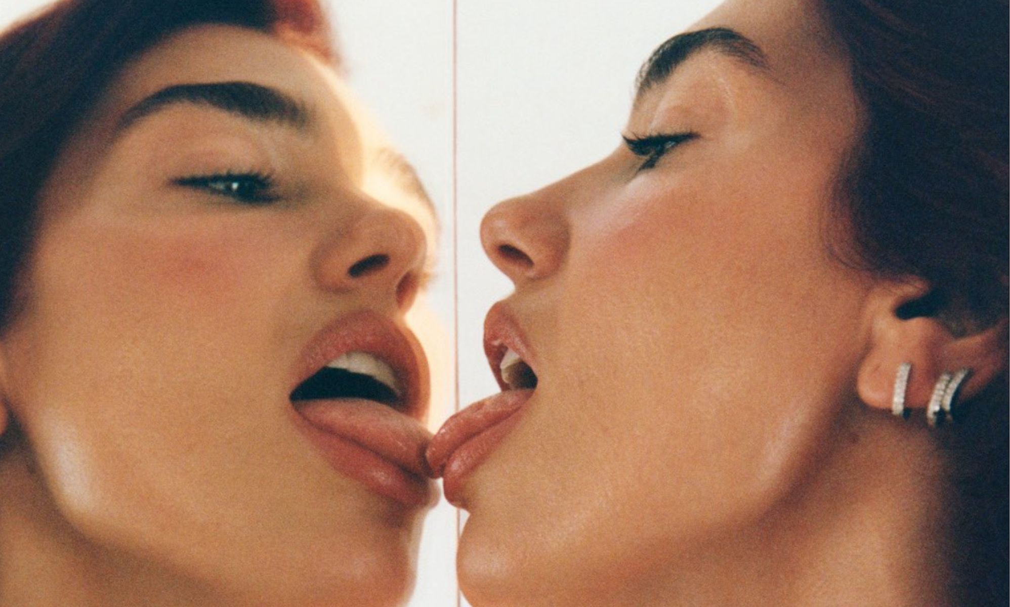 Dua Lipa on the cover of her new single Houdini.
