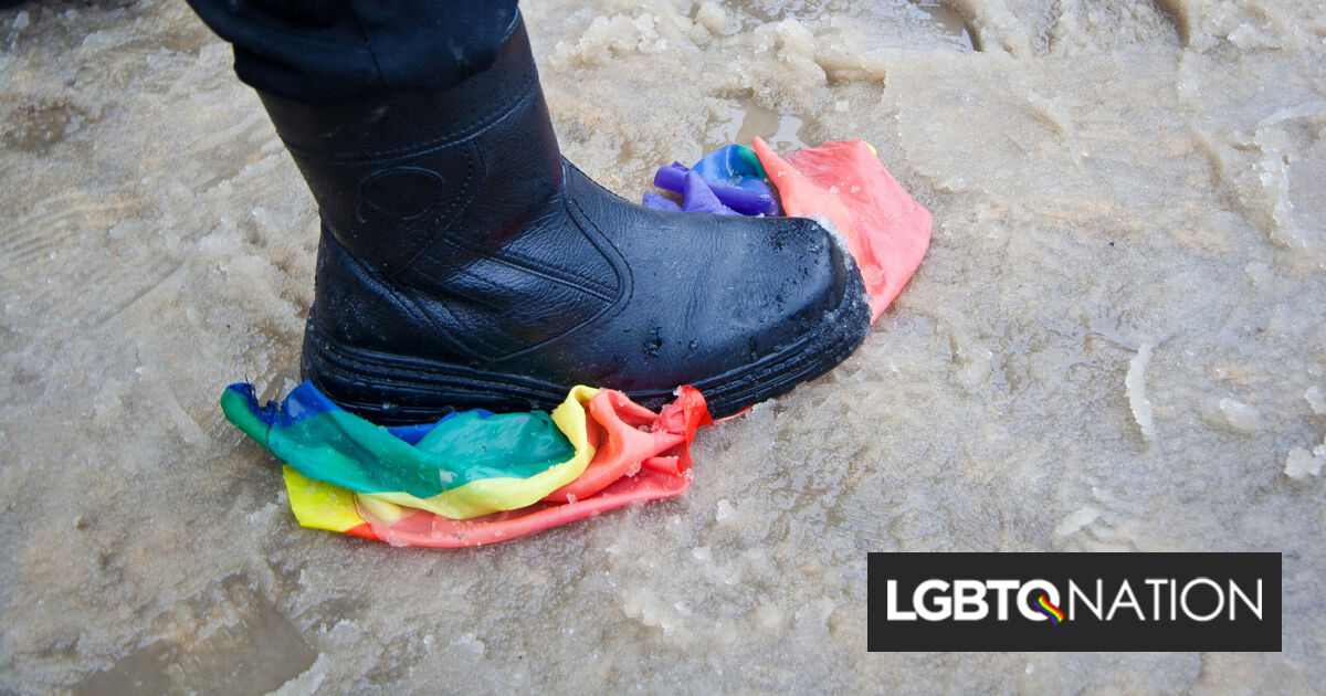 El cadáver de un hombre gay exhumado y quemado en un acto de extrema “barbarie”