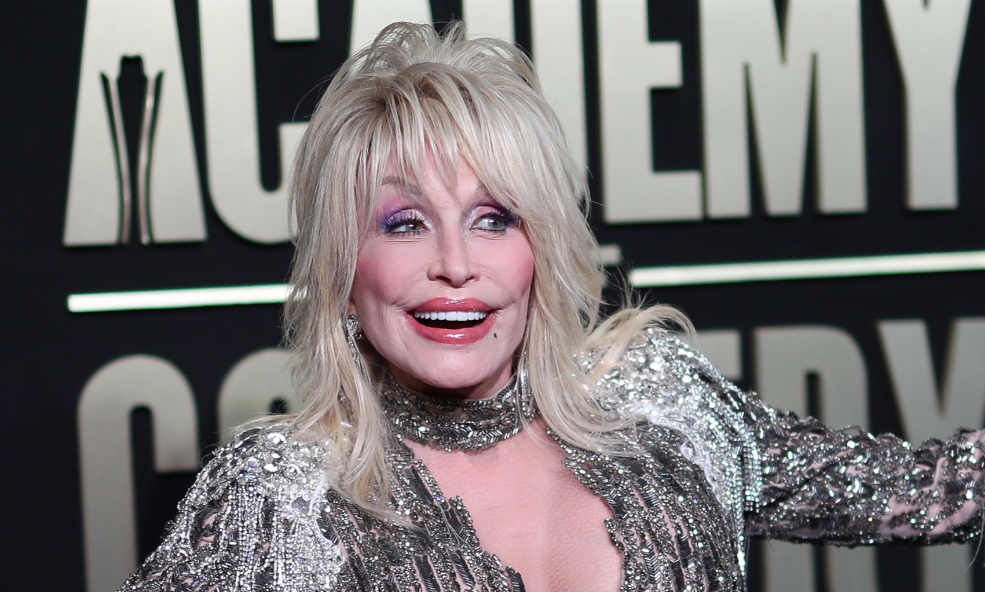 Dolly Parton explains why she simply won