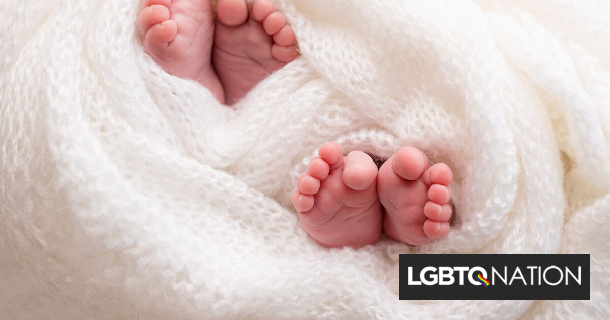 Esta pareja de lesbianas hizo una “transferencia de gemelos” y dio la bienvenida a “twiblings” nacidos con 12 días de diferencia