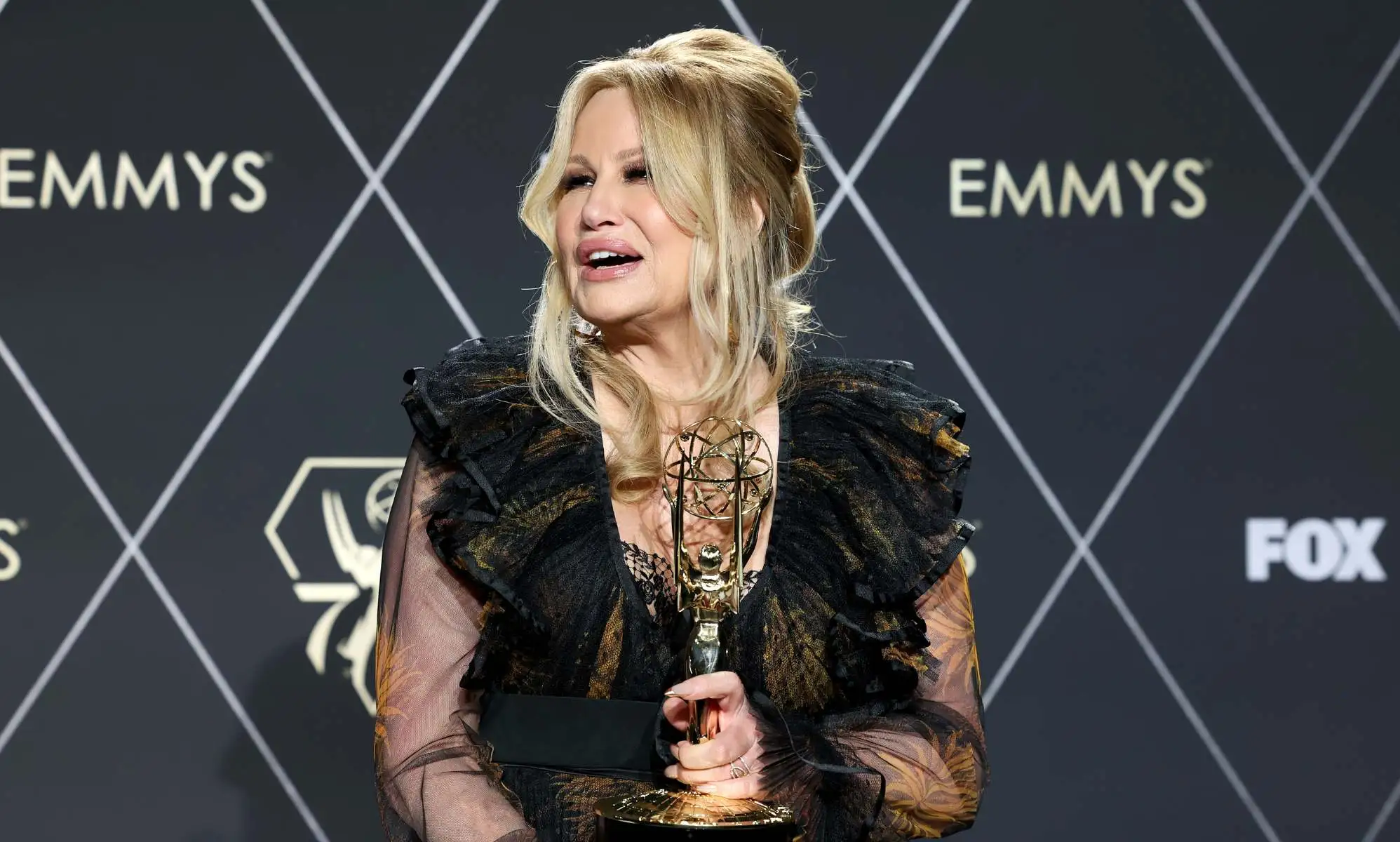 Jennifer Coolidge wins an Emmy for Best Supporting Actress in a Drama Series