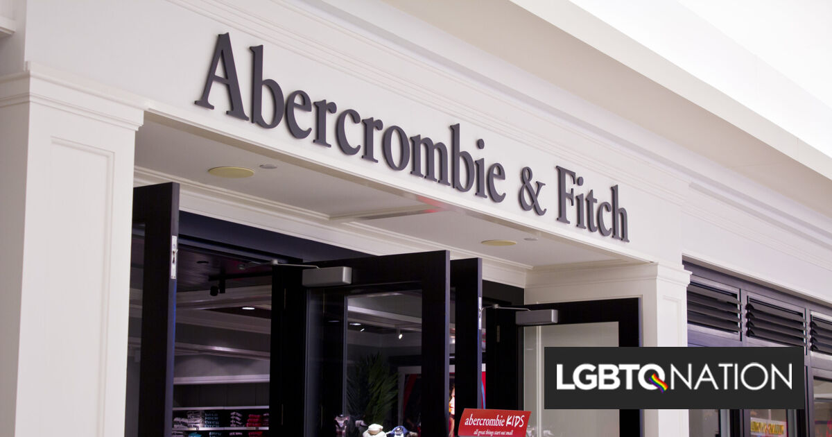 El ex director ejecutivo de Abercrombie & Fitch niega las acusaciones de que dirigía una red internacional de tráfico sexual