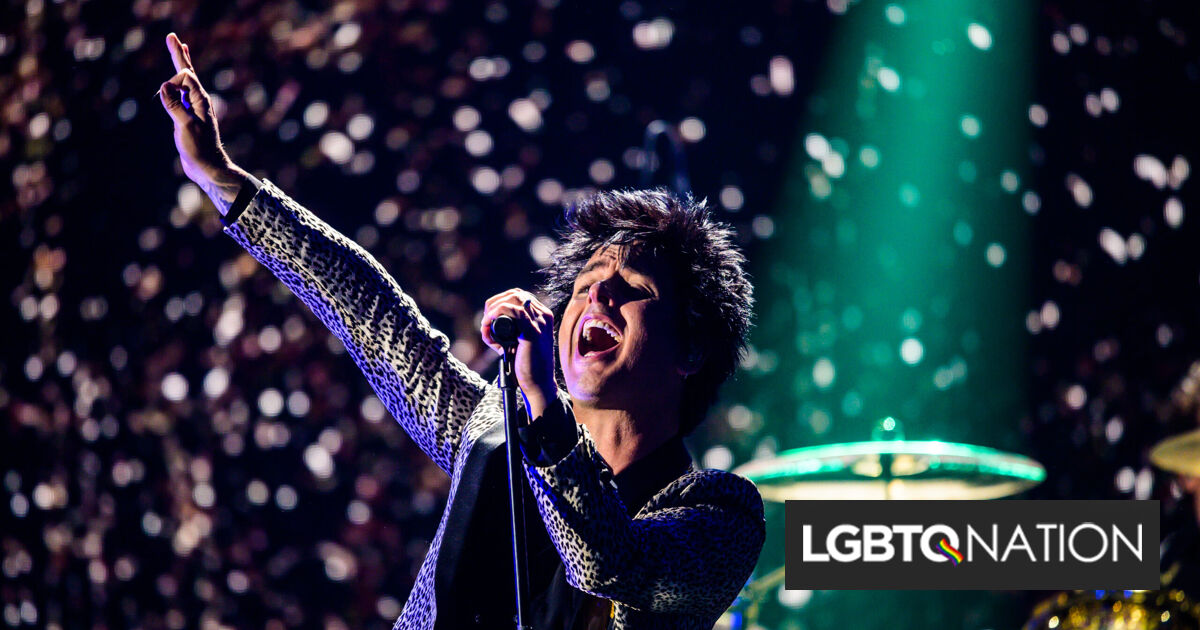 El líder de Green Day, Billie Joe Armstrong, dice que es "jodidamente genial" ser un ícono bisexual