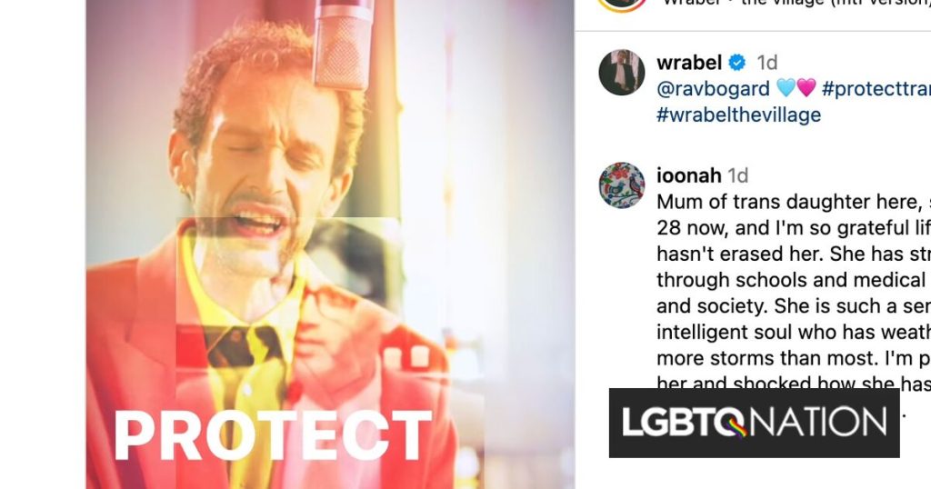 La súplica de papá para que deje que su hijo "haga caca" en paz se vuelve viral después de que Wrabel le pone música