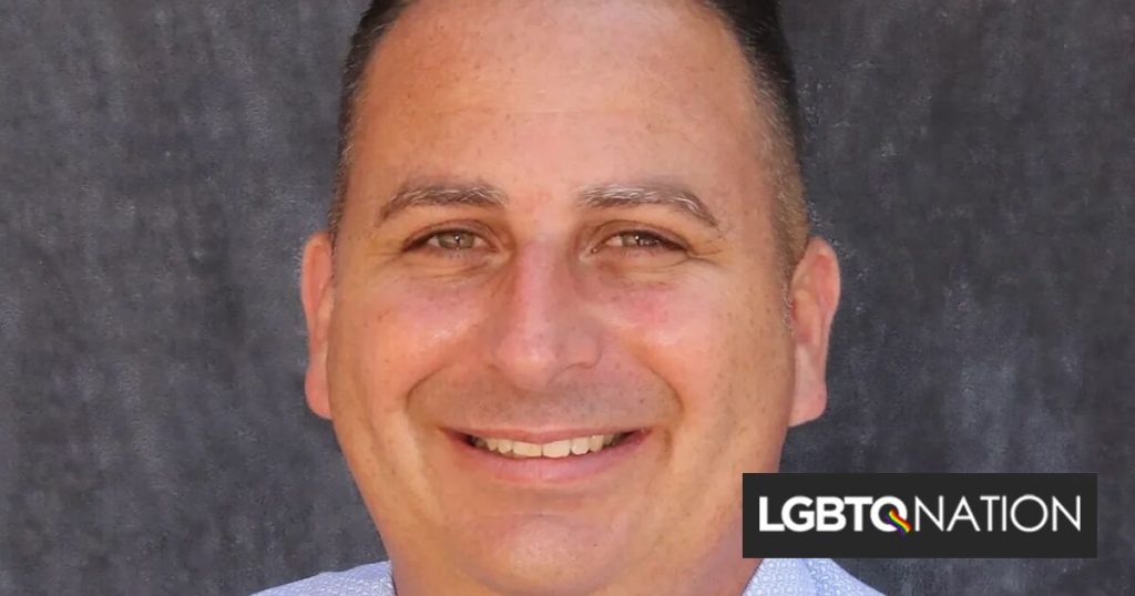 Legislador republicano llama “pedófilos” a las personas LGBTQ+ y dice que el Mes del Orgullo es “abuso infantil”