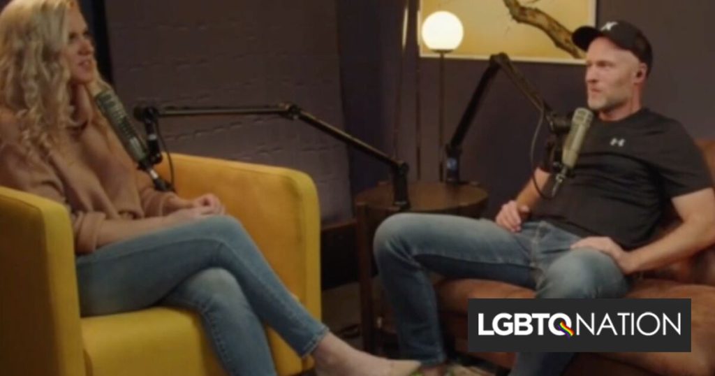 Los expertos de MAGA quieren que los cristianos golpeen a los niños con padres del mismo sexo