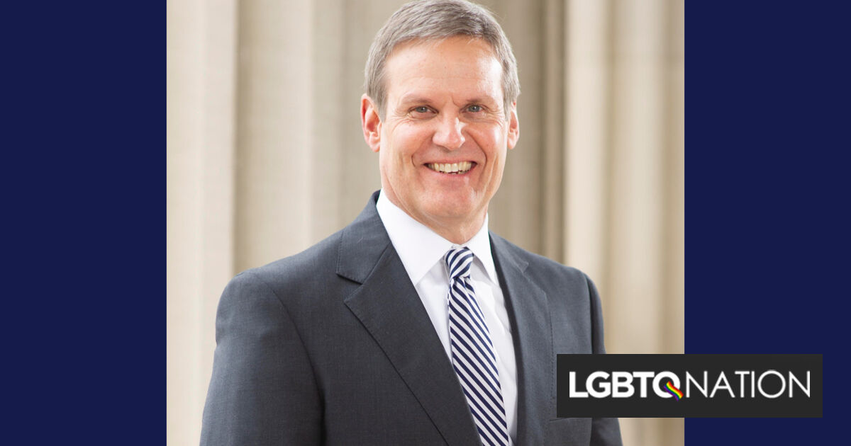 El gobernador republicano firma una ley sobre el matrimonio que podría sentar las bases para un desafío a Obergefell