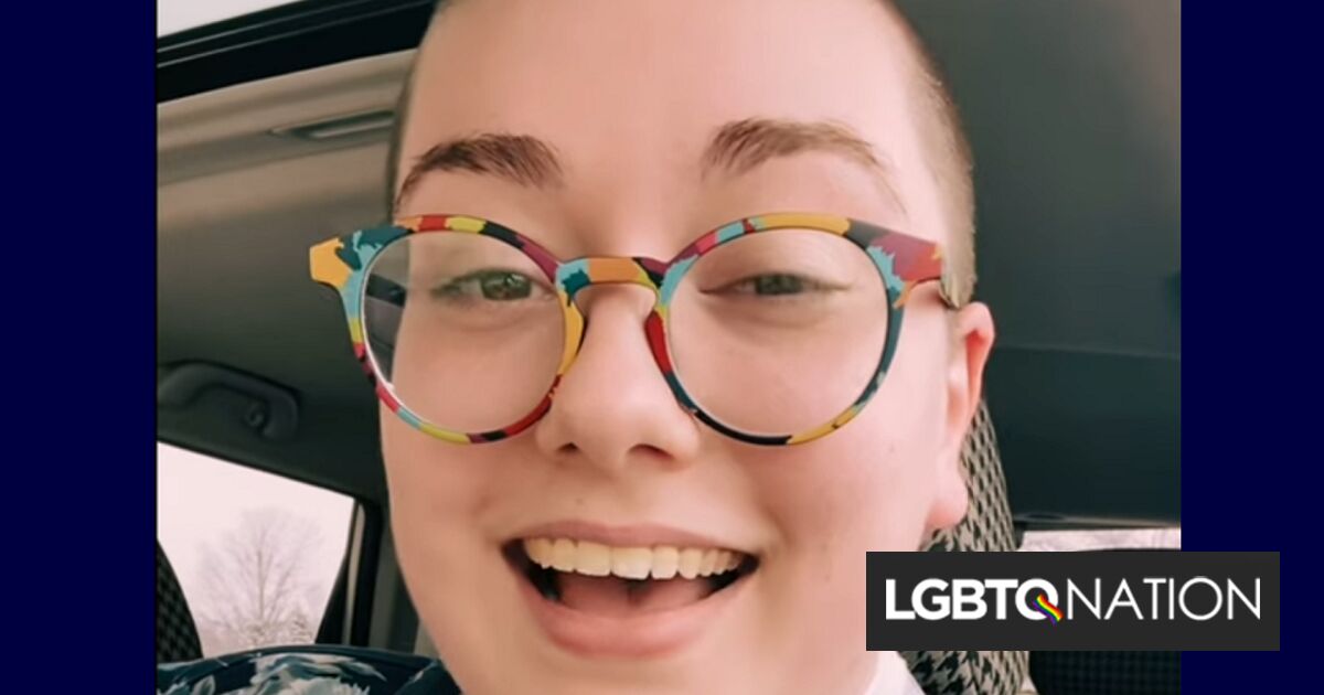 Influencer “reutiliza” comentarios odiosos anti-LGBTQ+ en hermosa poesía