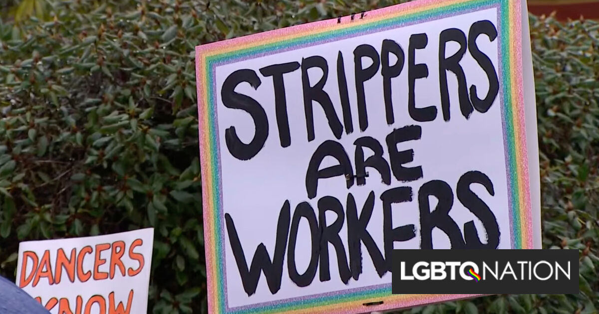 Personas LGBTQ+ se manifiestan por la “Declaración de derechos de las strippers” que también pondría fin a las redadas policiales en bares gay
