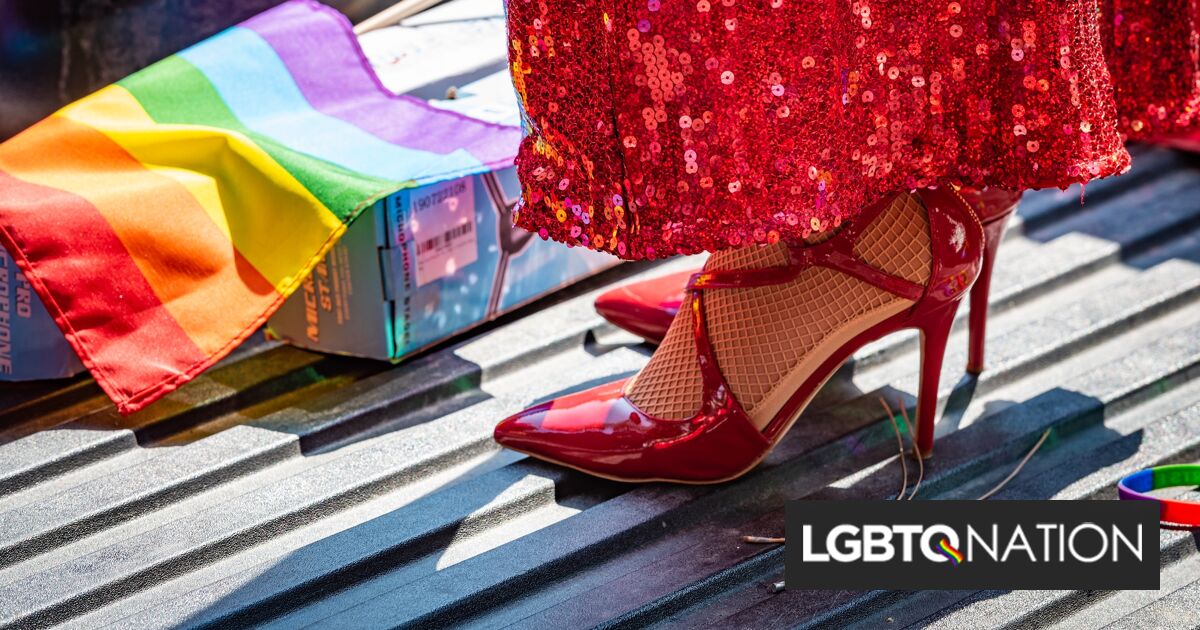 Profesor “dedicado” puesto en licencia después de que Libs de TikTok lo acusara de tener un “fetiche” drag