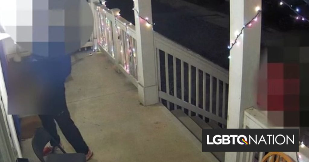 Vándalos cobardes orinaron en la bandera del Orgullo de una familia queer y huyeron