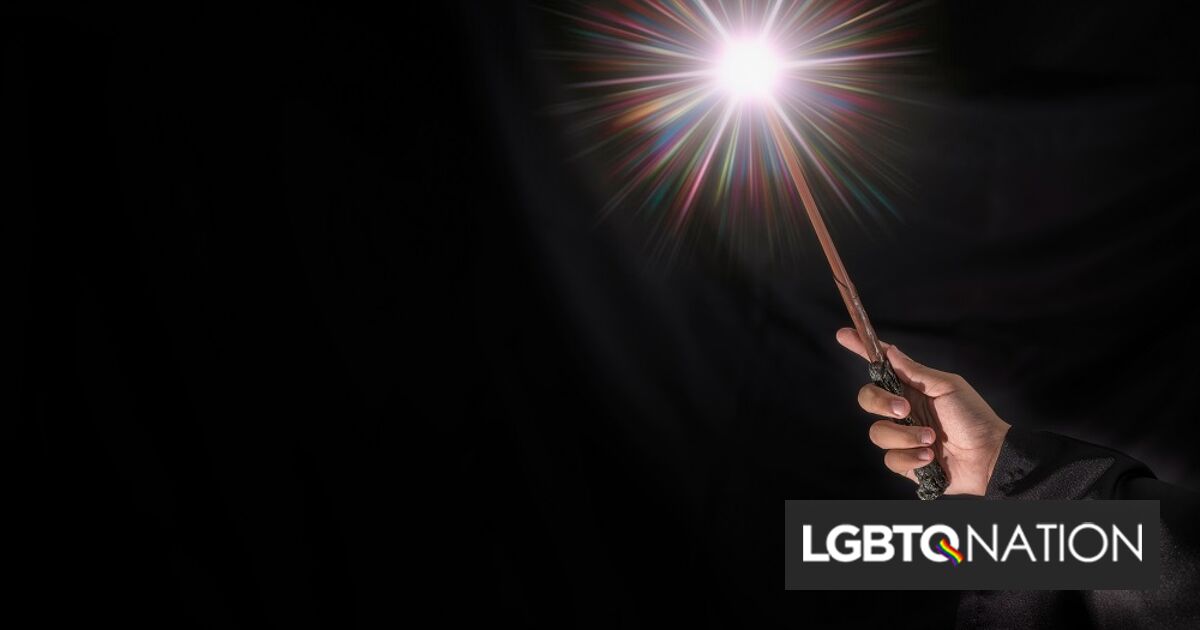 Activista anti-trans sorprendido leyendo un fanfic explícito de Harry Potter dice que era para, eh... investigación