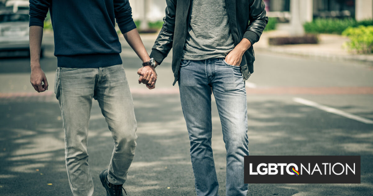 El actor de Heartstopper anuncia su compromiso en una publicación conmovedora