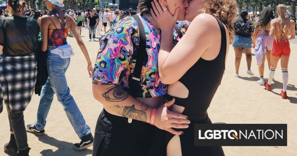 Envíanos tus fotos del Orgullo y las publicaremos en el sitio web con el Orgullo en Imágenes de este año.