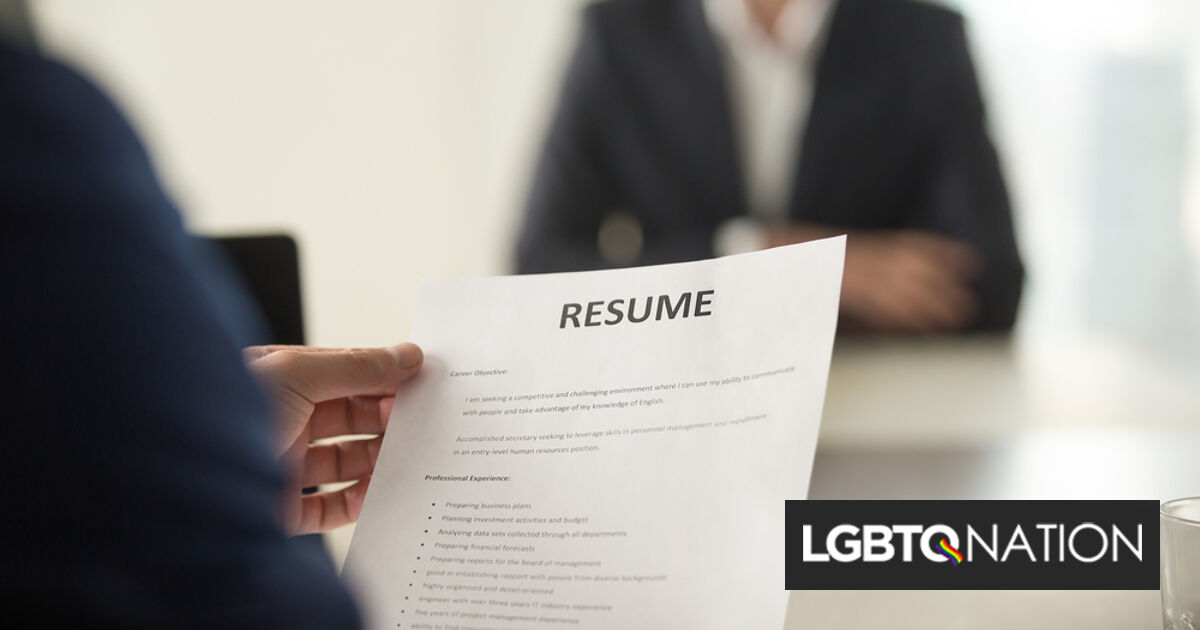 Las personas que usan pronombres ellos tienen menos probabilidades de conseguir trabajo, especialmente en las áreas rojas