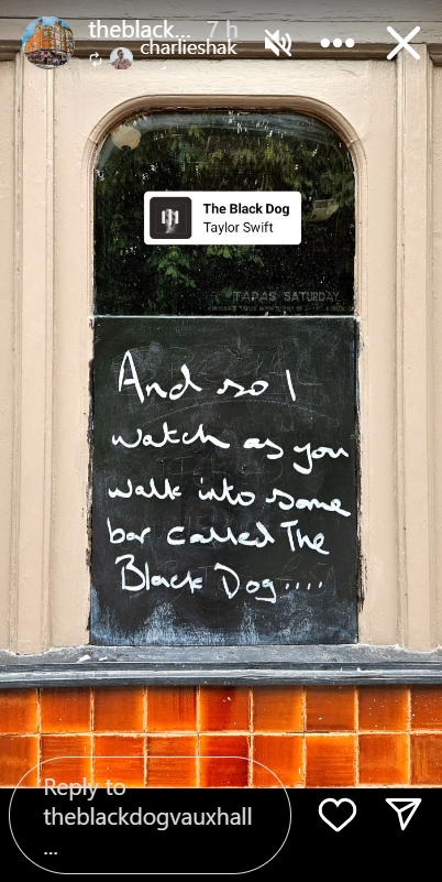 Los fanáticos de Taylor Swift acuden en masa a un pub local de Londres después de mencionar su nuevo álbum