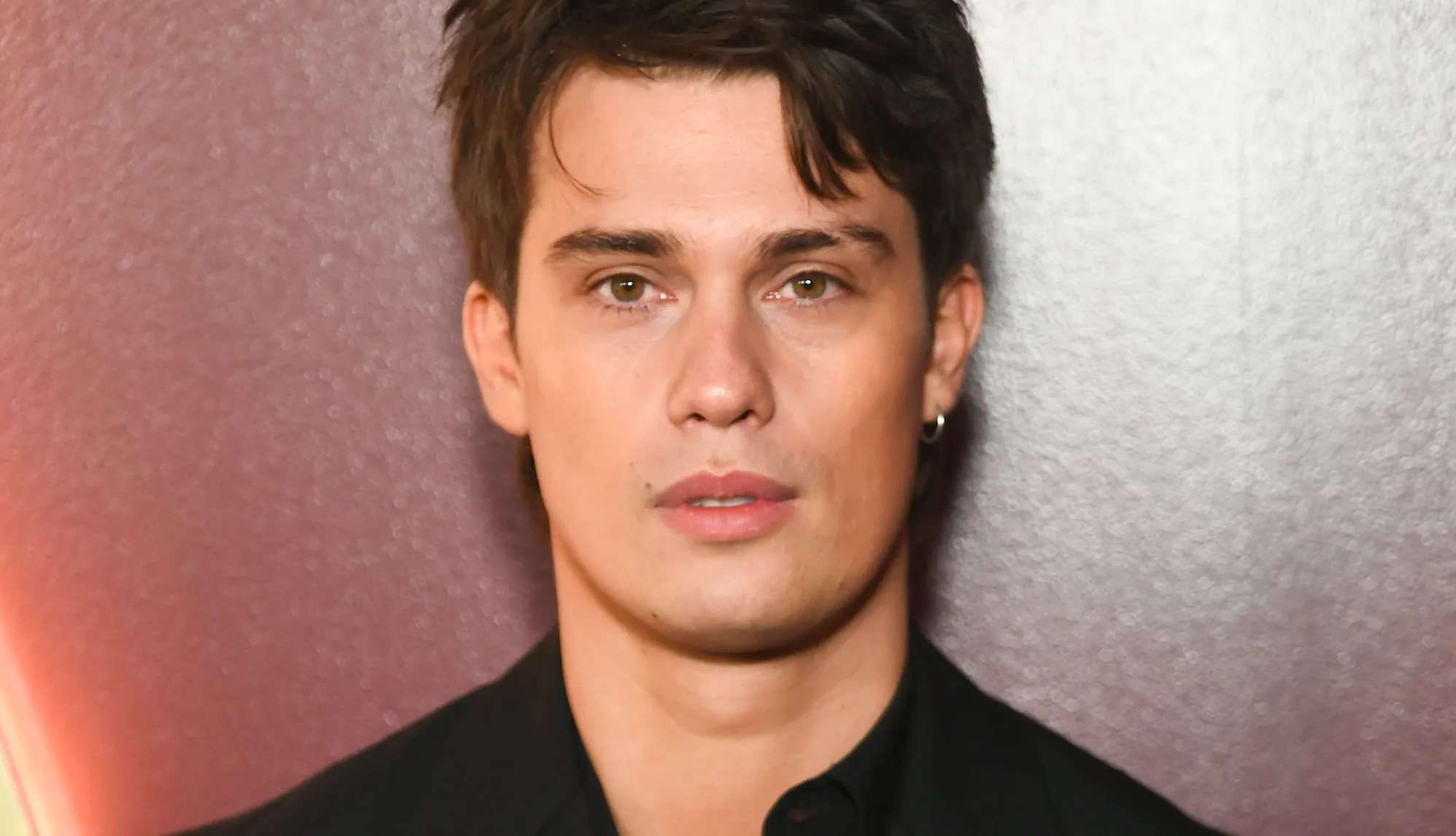 Nicholas Galitzine is a stan of this former RuPaul