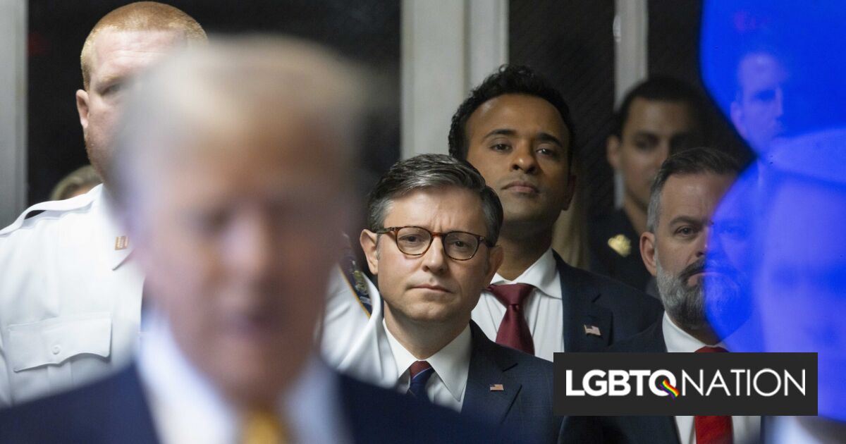 El conservador cristiano Mike Johnson se niega a condenar el asunto de la estrella porno de Donald Trump