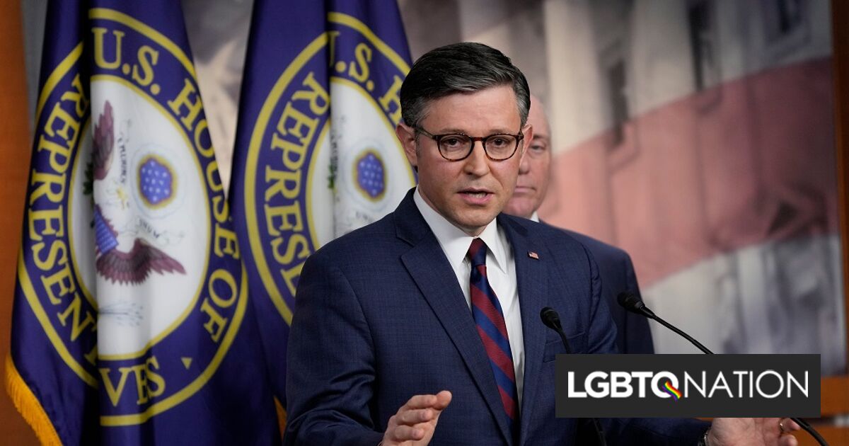 Mike Johnson se enfureció con Target por vender “este material del Orgullo LGBTQ+” y apoyó un boicot