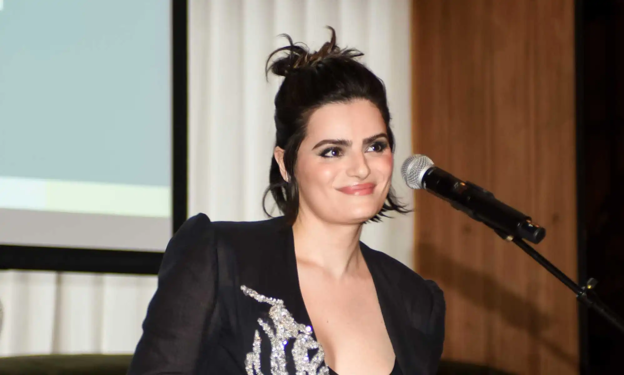 Award-winning Nava Mau