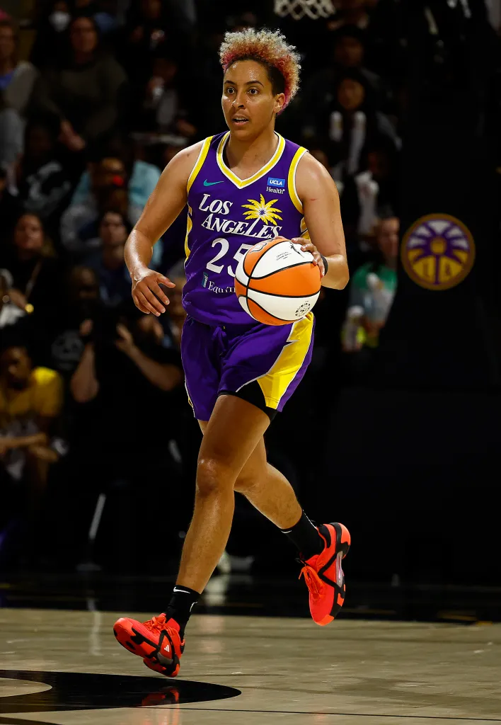 Layshia Clarendon de Los Ángeles Sparks.