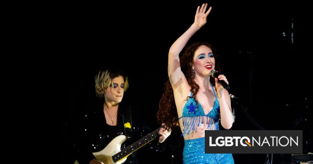 El cantante pop Chappell Roan critica a Joe Biden por no apoyar “la libertad, la justicia y la libertad”