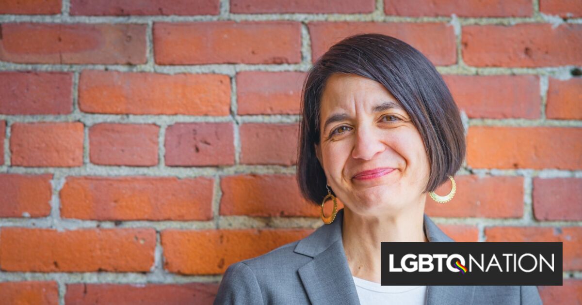 Todavía se puede expulsar a personas de los jurados por ser LGBTQ+.  Este proyecto de ley de nuestra congresista terminaría con eso.