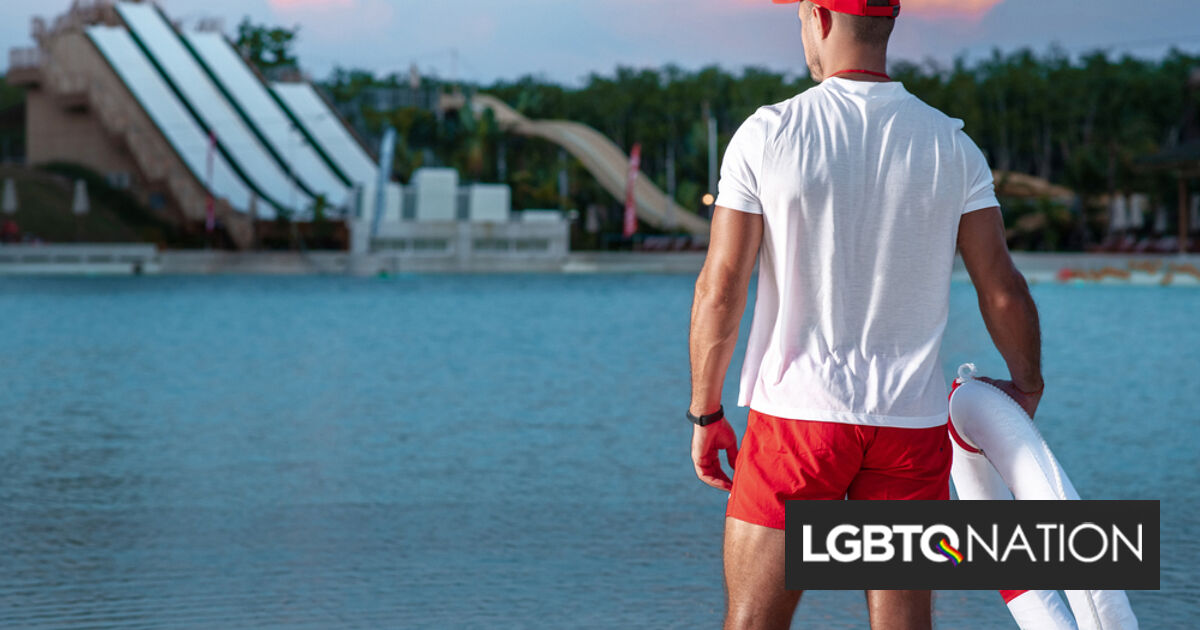 Un salvavidas cristiano obtiene una exención para izar la bandera del arcoíris.  Él todavía quiere más.