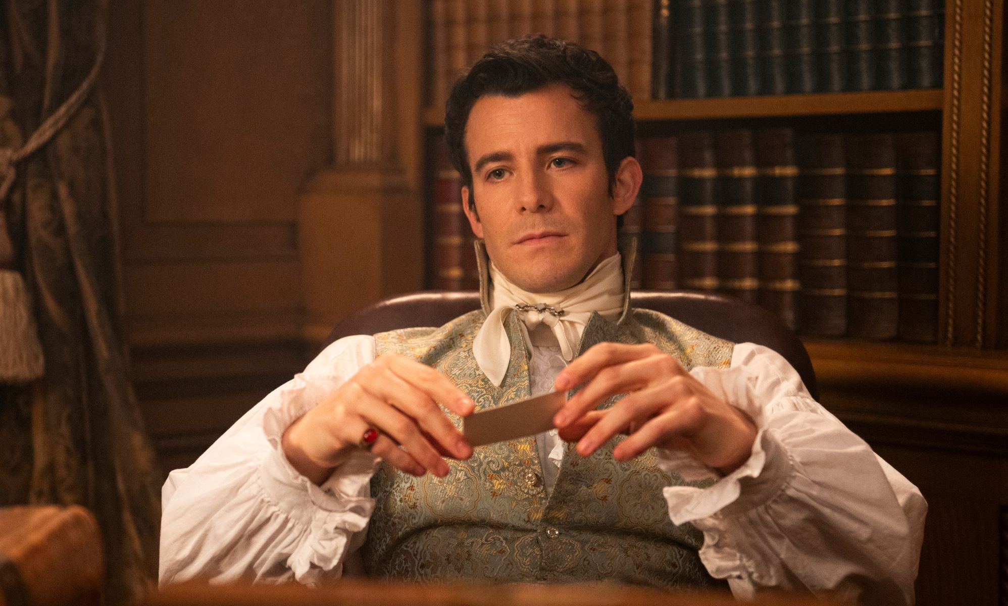 Luke Thompson as Benedict Bridgerton.