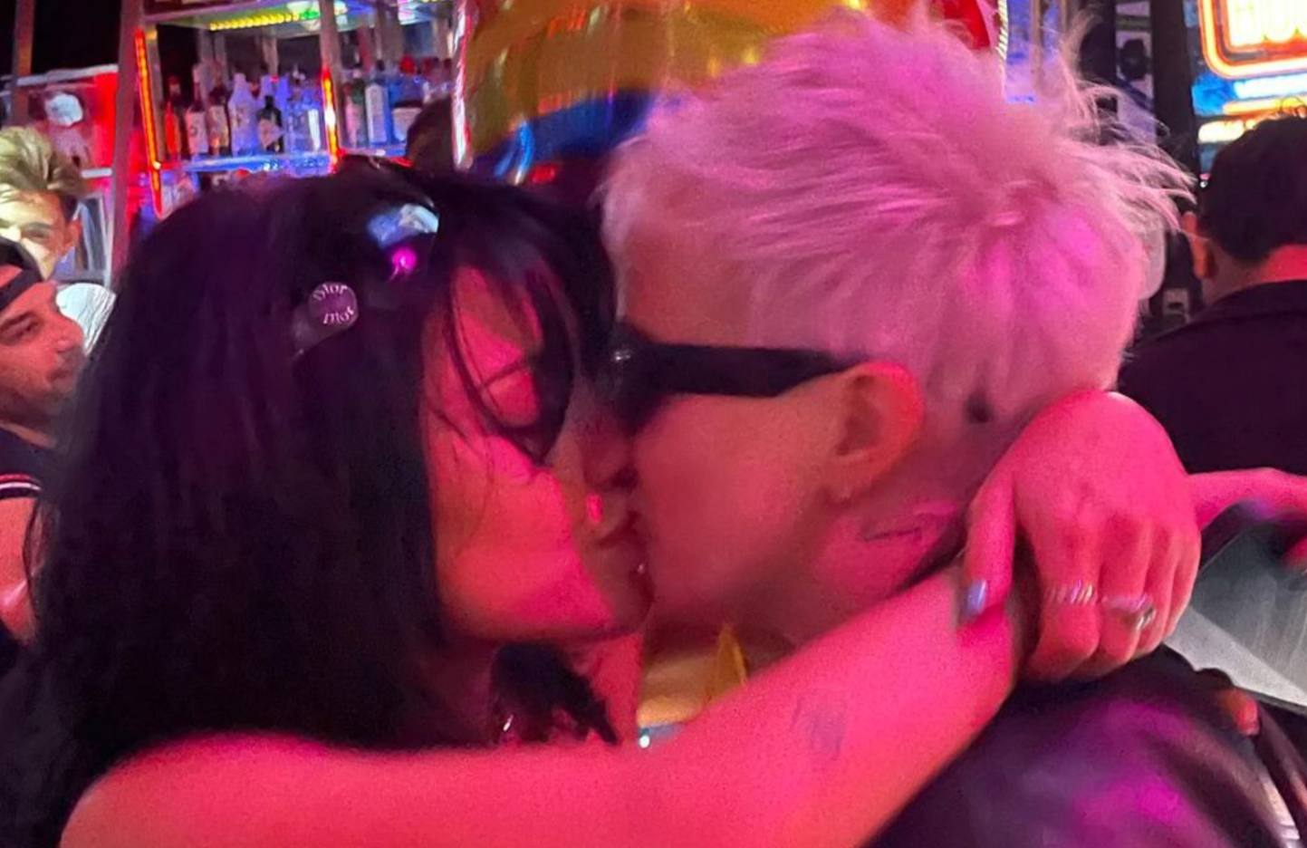 La youtuber Niki Demartino se declara pansexual en una emotiva publicación del Mes del Orgullo