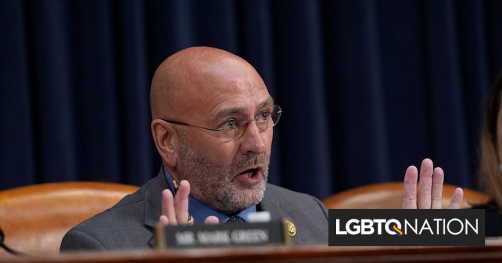 El tuit racista del representante Clay Higgins es sólo la punta del iceberg