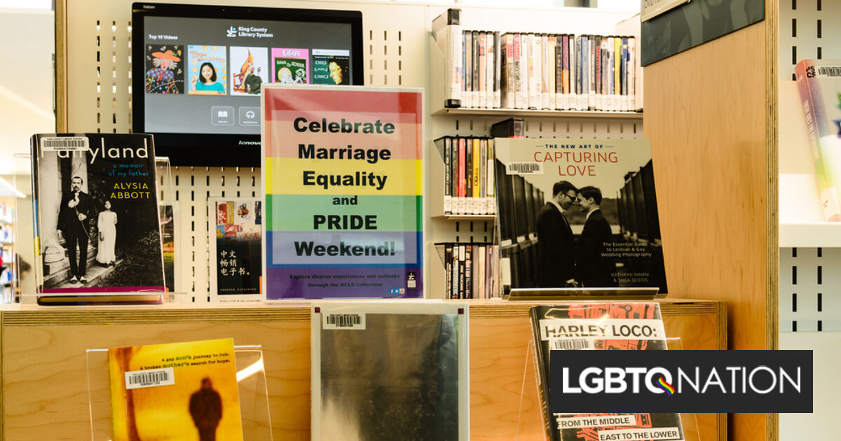 Distrito escolar devolverá 36 libros retirados bajo la ley de prohibición de libros anti-LGBTQ+
