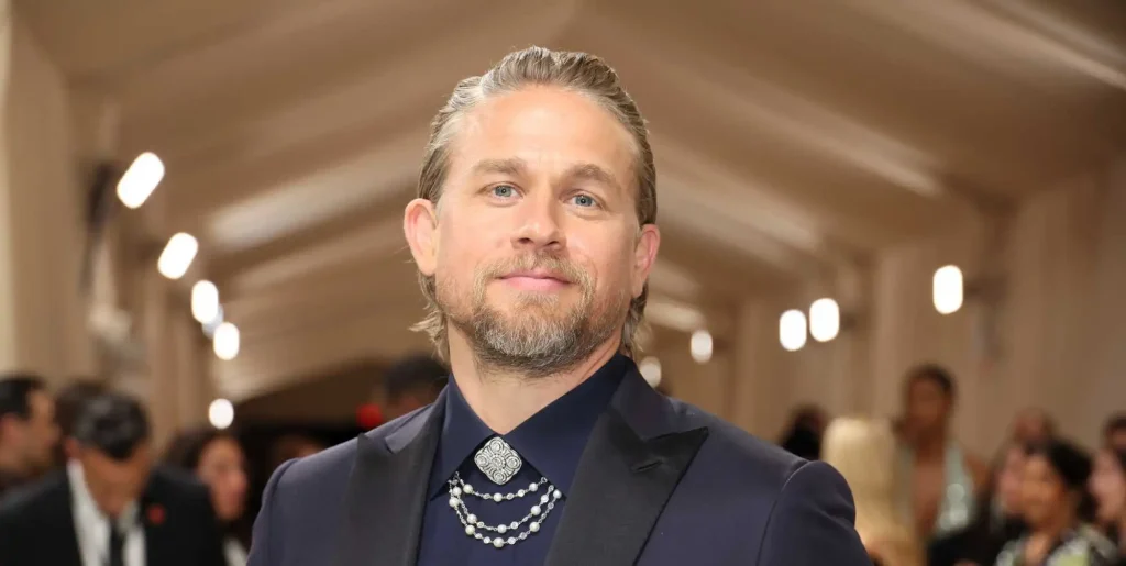 La estrella de Queer as Folk, Charlie Hunnam, interpretará a un asesino en serie en la próxima serie de Monster de Ryan Murphy