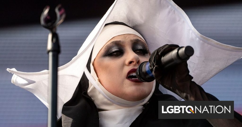 La estrella pop Chappell Roan pide a sus fans que respeten su privacidad en una controvertida declaración