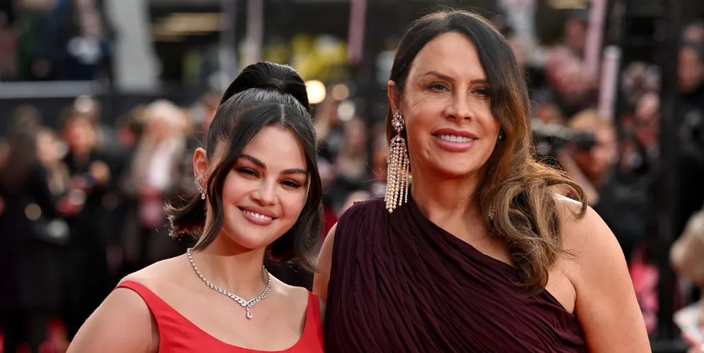 Selena Gomez y Karla Sofía Gascón, protagonistas del drama criminal musical trans Emilia Pérez en la alfombra roja del BFI London Film Festival.