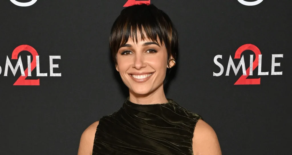 NEW YORK, NEW YORK - OCTOBER 16: Naomi Scott attends Meta x
